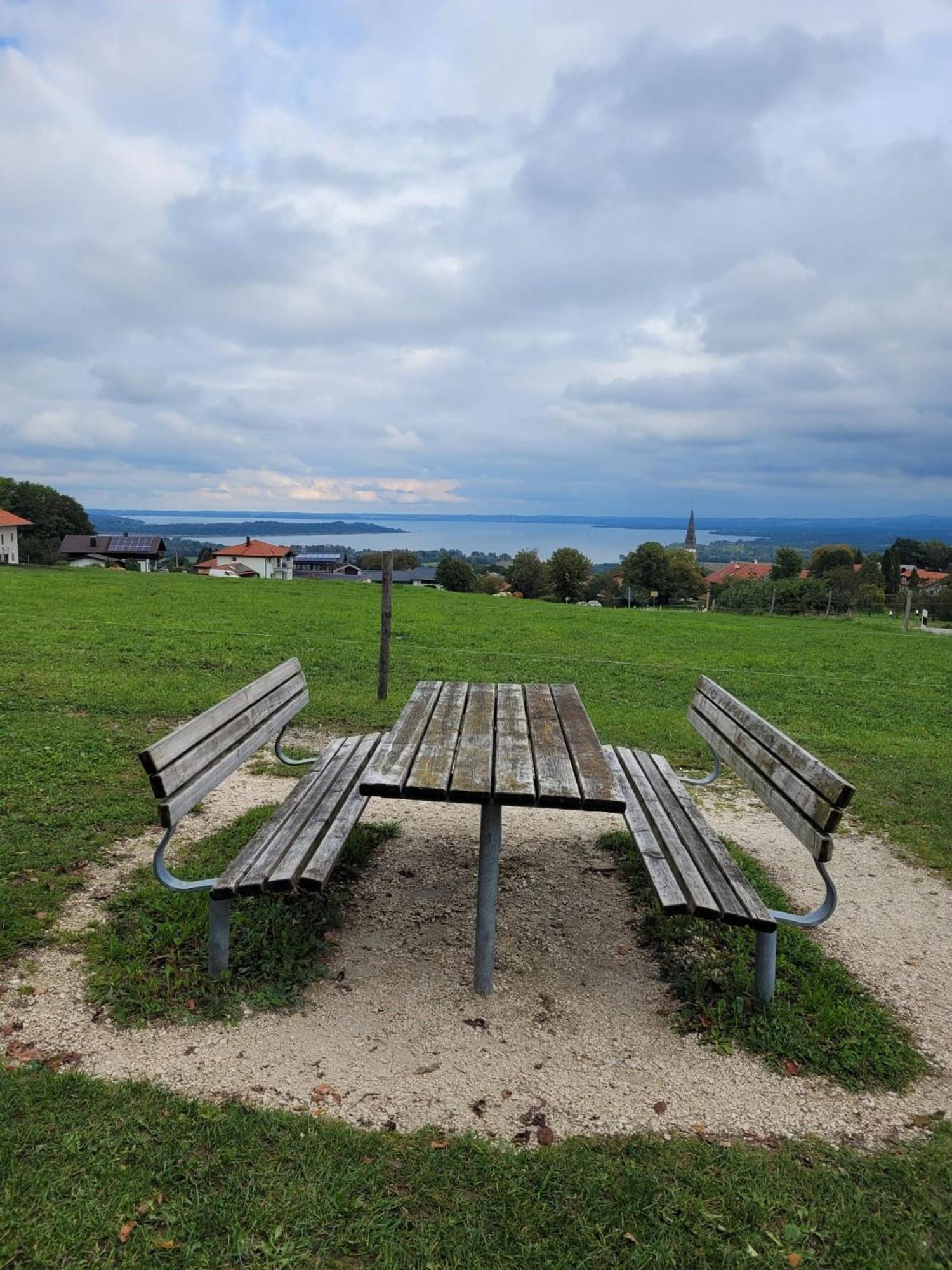 Schnuckeliges Appartement In Prien Am Chiemsee Eksteriør bilde